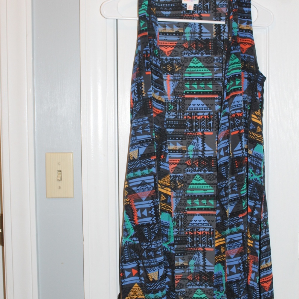 Lularoe - Picture 2 of 4